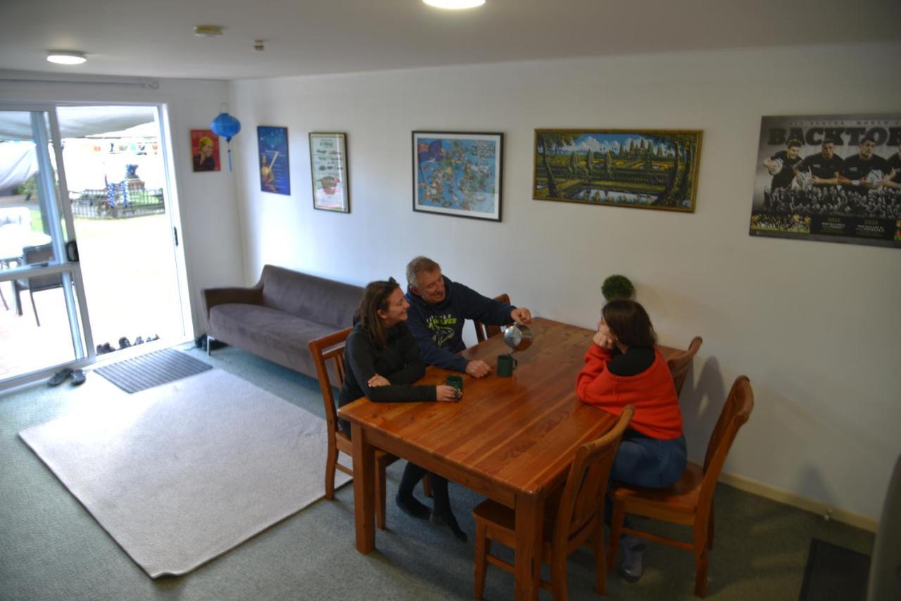 Funky Green Voyager Backpackers Albergue Rotorua Exterior foto